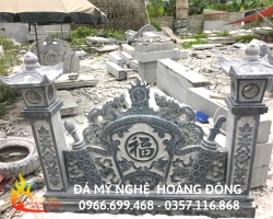 Cuốn thư đá - 009