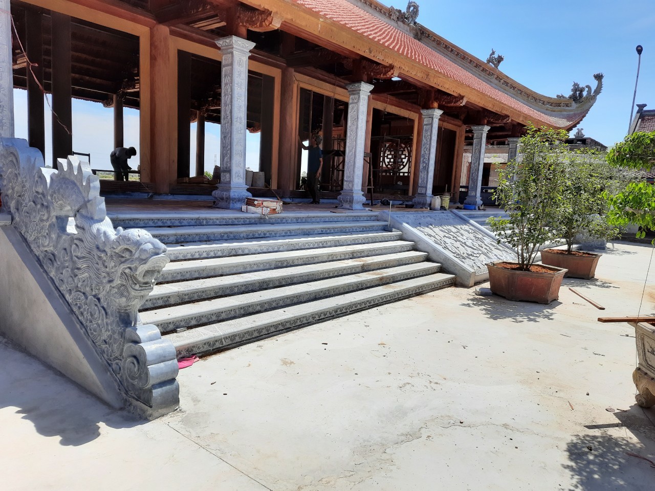 Cận cảnh quá trình xây dựng công trình nhà thờ họ 