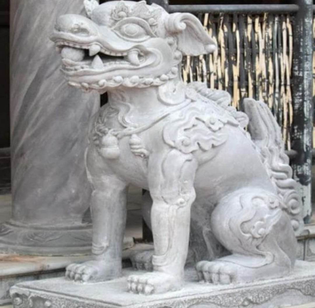 Con nghê đá trong văn hóa tinh thần người Việt hình 3 Hình ảnh con nghê đá - sức mạnh quyền uy