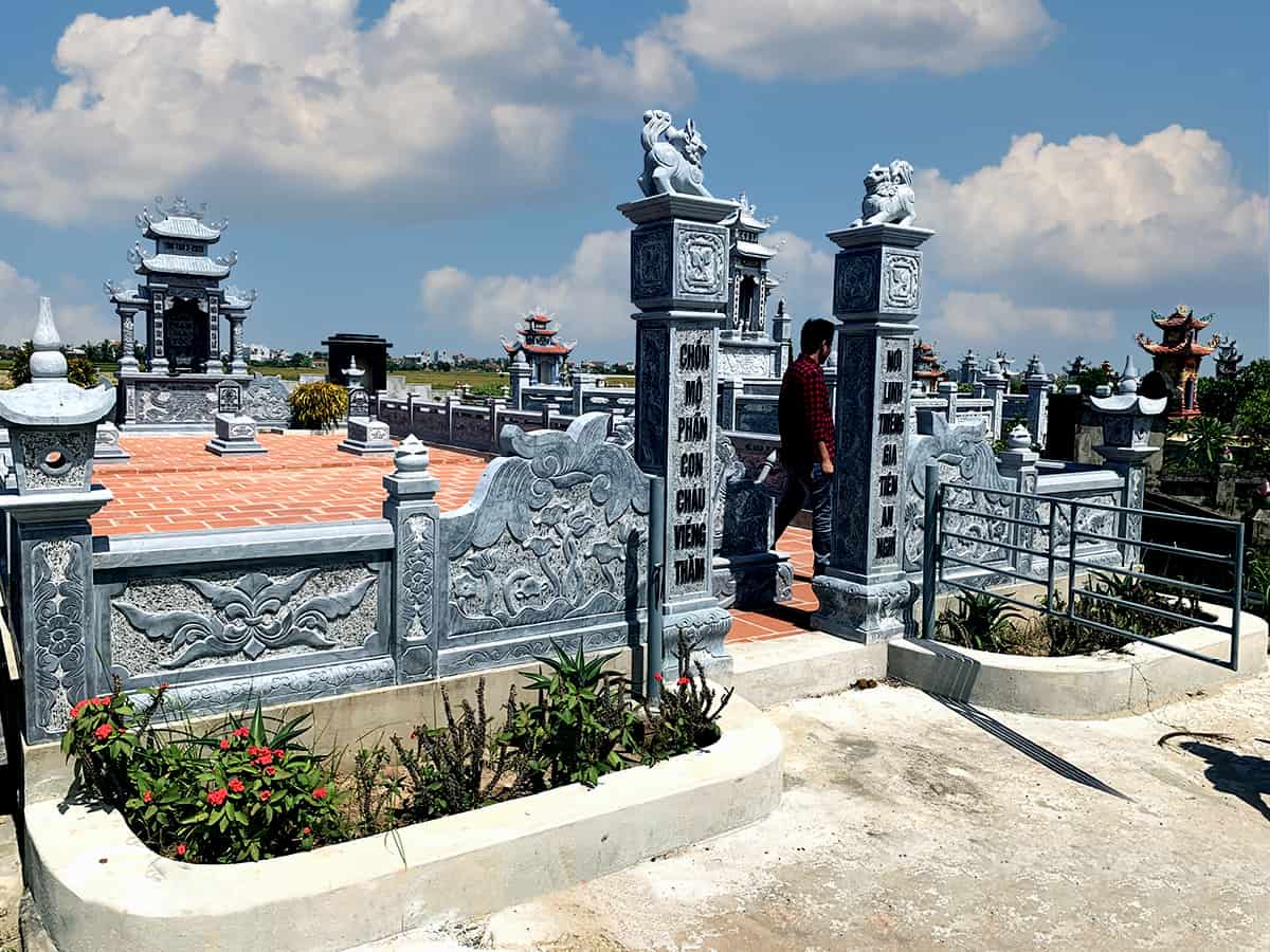 Khu lăng mộ đá đẹp tra g nghiêm hiện đại 