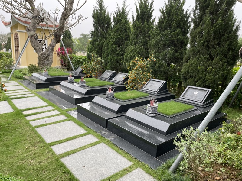 lăng mộ đá granite đẹp số 7 Khu lăng mộ đá hoa cương được khách hàng ưa chuộng đặt làm hiện nay