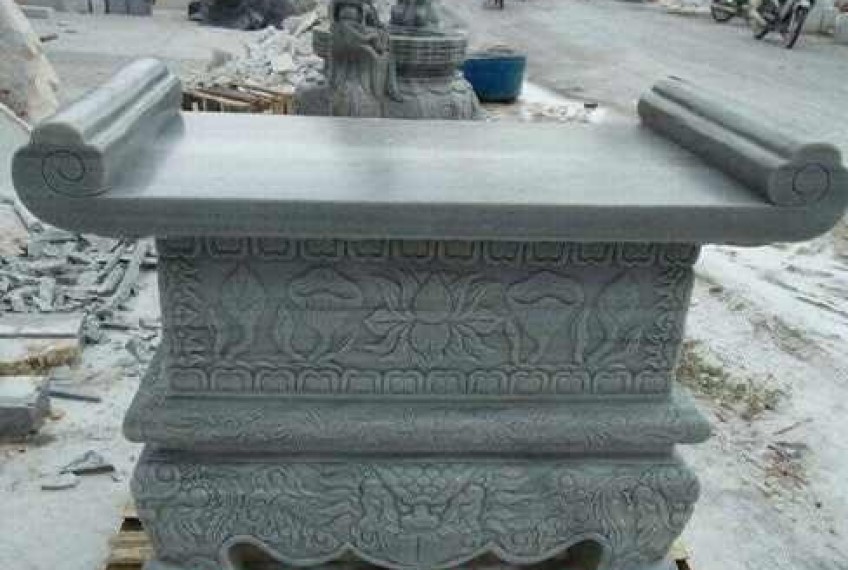 Giá trị thẩm mỹ của mẫu bàn thờ đá hoa cương 