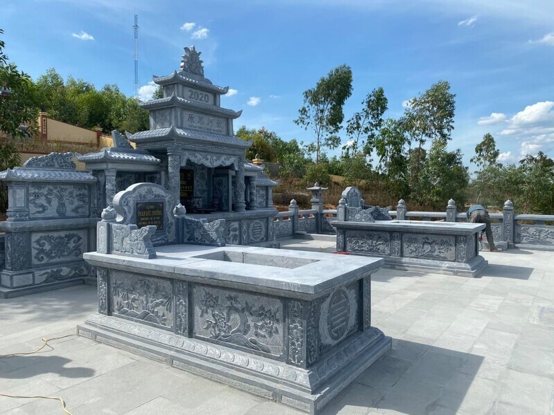 Mẫu lăng mộ đơn giản đẹp cần đảm bảo nguyên tắc trang nghiêm