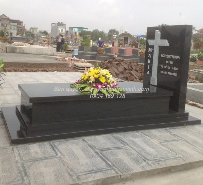 Mẫu mộ đá granite đạo công giáo 