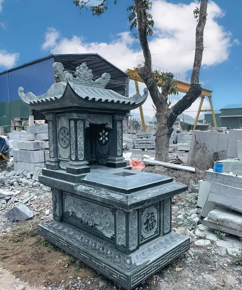 Mộ đơn 1 mái là mẫu mộ nguyên khối có mái đơn giản nhất hiện nay với 1 mái đao