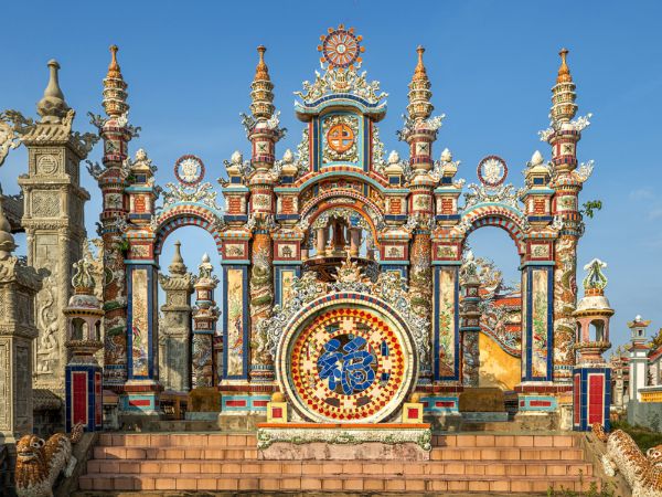 Khu lăng mộ An Bằng nguy nga tráng lệ 