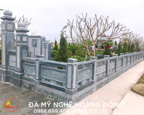 Thi công lăng mộ đá, đâu là địa chỉ thi công uy tín? hình 2 Khu lăng mộ đá xanh đen cao cấp và sang trọng